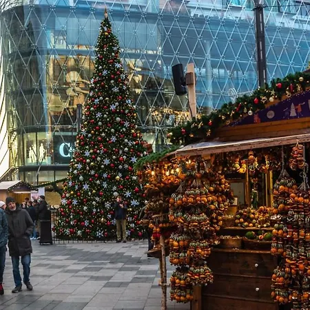 Revay 20 By Corall Apartmán