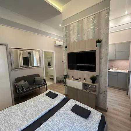 Revay 20 By Corall Apartmán *